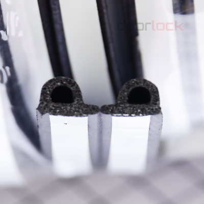 "Уплотнитель дверной  DOORLOCK EPDM  P-образный 5,5х9мм,  черный,  самоклеящийся,  рулон 100м"